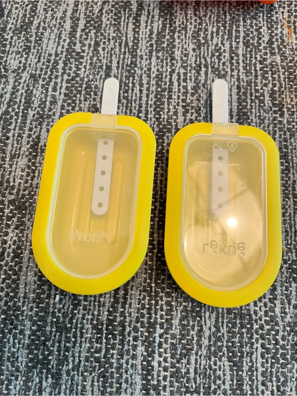 Lékué Stackable Popsicle colorful plastic silicone molds lot